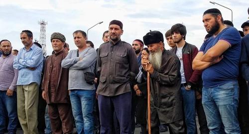 Участники акции протеста в Ингушетии. Фото Умара Йовлоя для "Кавказского узла".